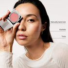 Le blush et la crème à lèvres crémeux 